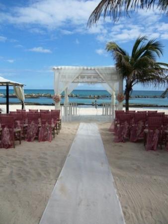 A Dreamy Beachfront Wedding