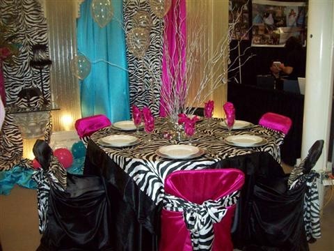 Zebra Wedding Centerpieces on Zebra Print Wedding Decorations   Hawaii Dermatology