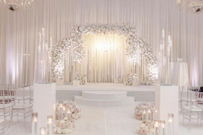 Floral & candlelight wedding ceremony altar