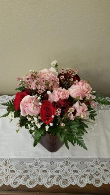 Rose Pack Multi Centerpiece