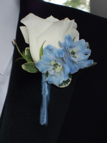 White Rose Groomsmen Boutonniere