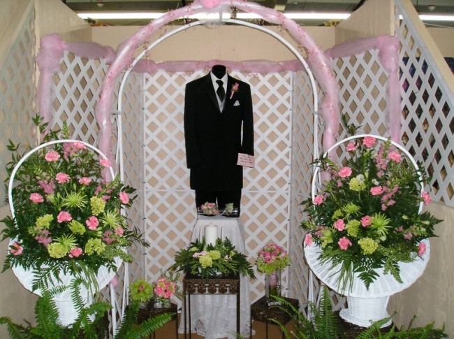 Display of Tuexedo & Wedding Flowers