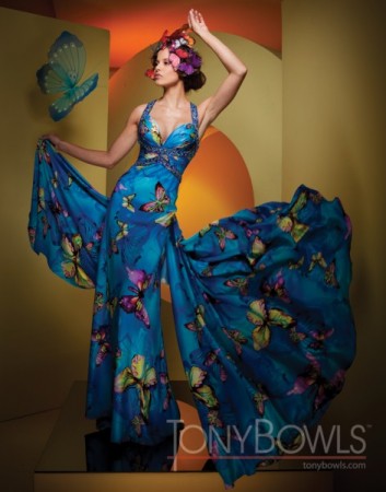 Photo Gallery - Photo Of Butterfly Printed Prom Dress