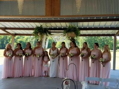 Bridesmaides in pink