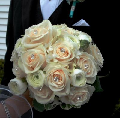 Elegant Ivory Wedding Bouquet