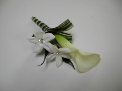 White Mini Calla Lilly Boutonniere