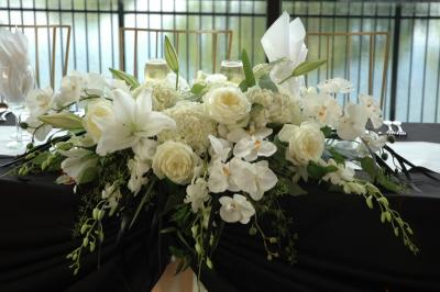 White Head Table Centerpiece