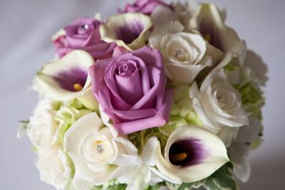 Calla Lily Bouquet with Lavender and white roses