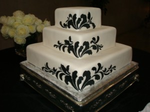 3-Tired Black and White Wedding Cake