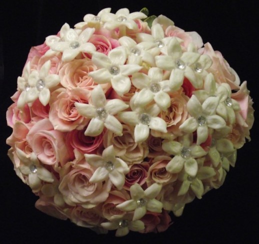 stephanotis-wedding-bouquet