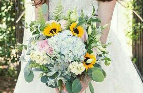 FLORALS IN TIME