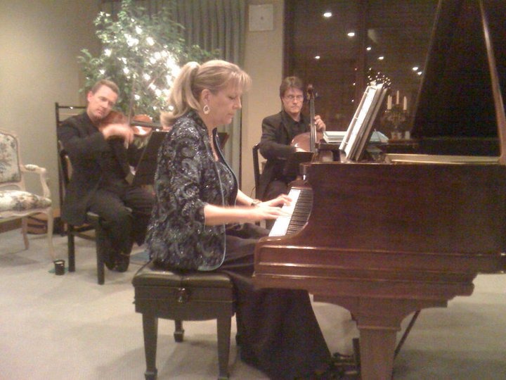 Victoria Schultz, Harpist