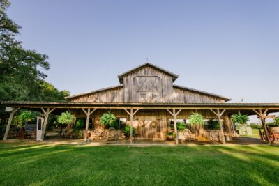 Oak Hollow Farm