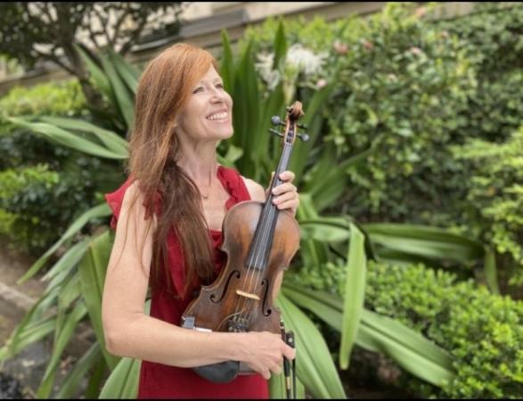 Jonita Aadland Wedding Violinist/ Specialty Music