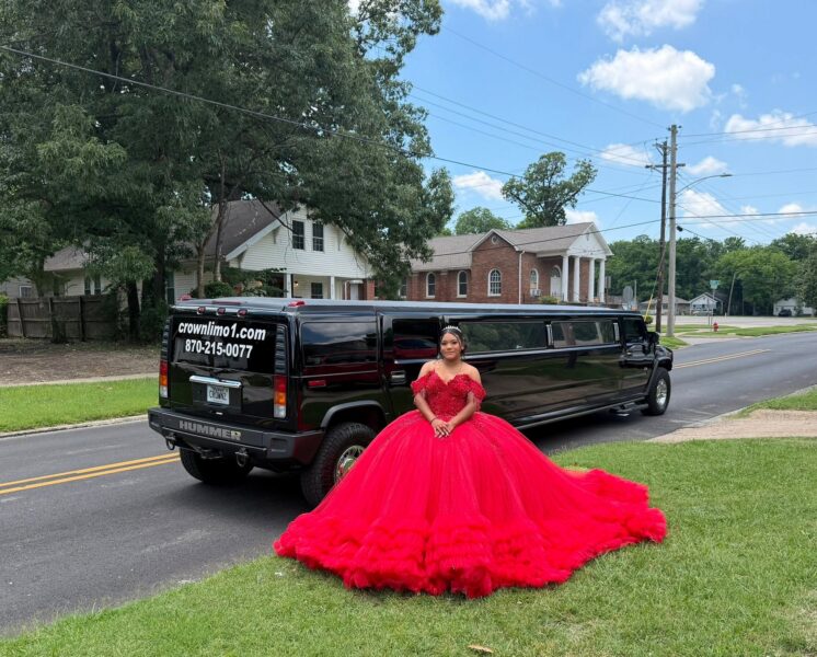 CROWN LIMOUSINE
