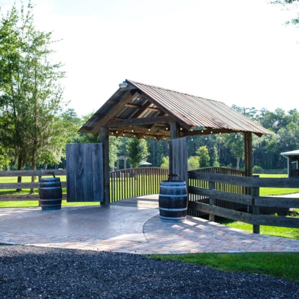 Belle Oaks Barn