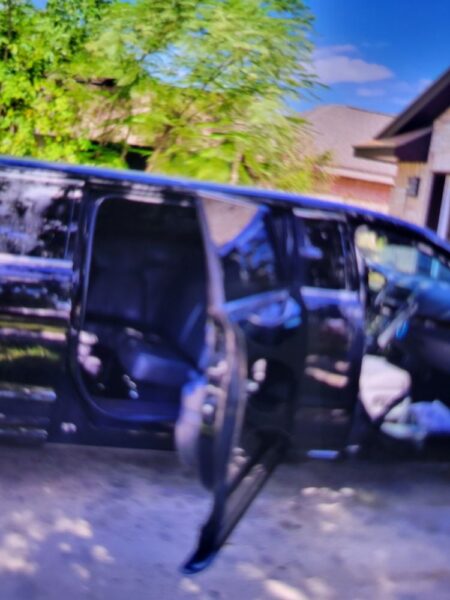 All Over The Valley Limousine
